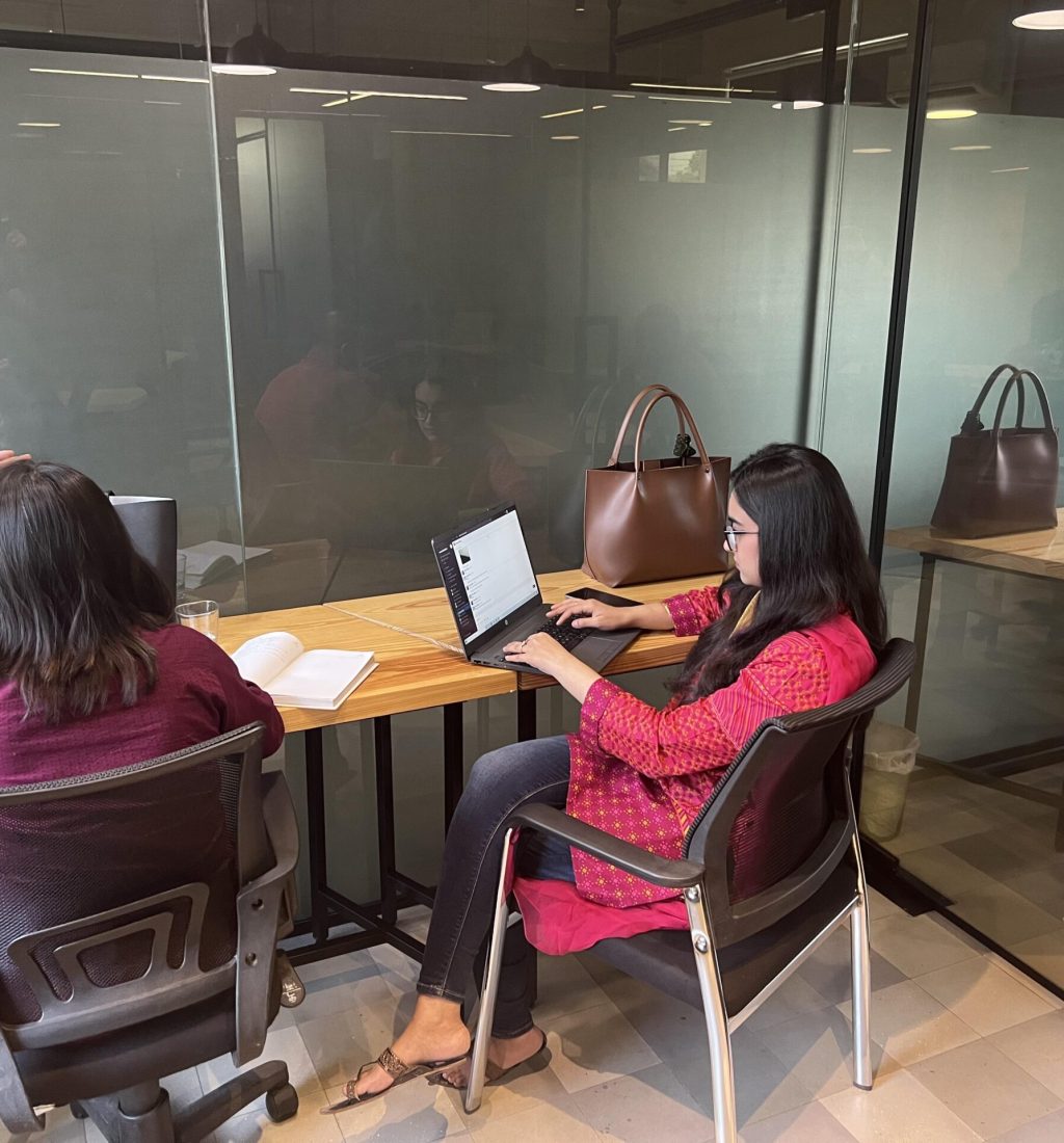 Shared Office Space Near Gulberg