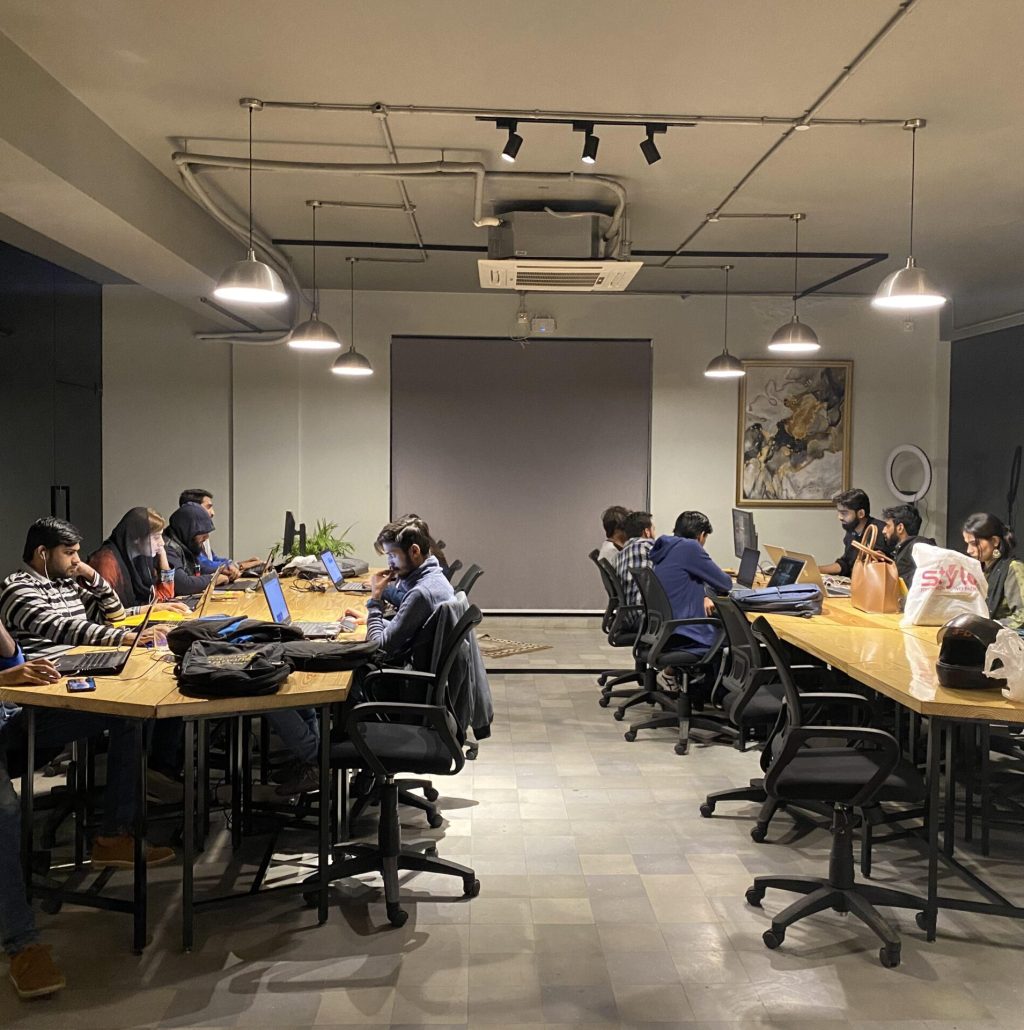 IDEAL WORKSPACE FOR EVERY PROFESSIONAL